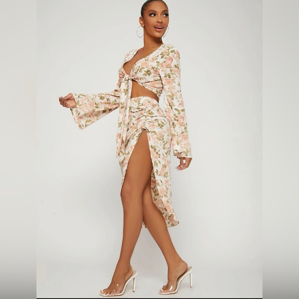 Floral Matching Set Bell Sleeve Top & Split High Skirt